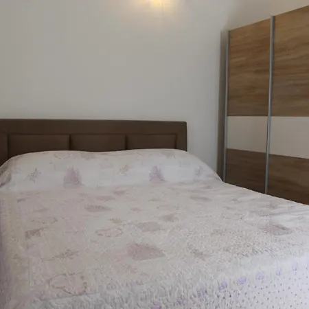 Kekel Apartman Biograd na Moru