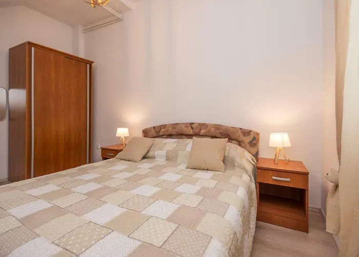 Kekel * ביוגראד נה מורו